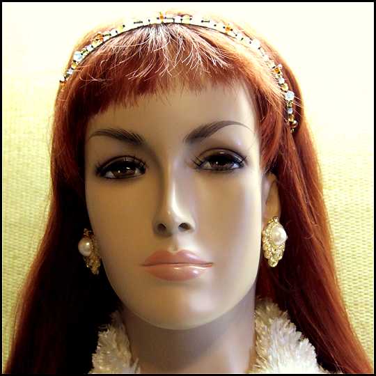 KJL for Avon Signed Gold Pearl Finial Vintage Clip Earrings