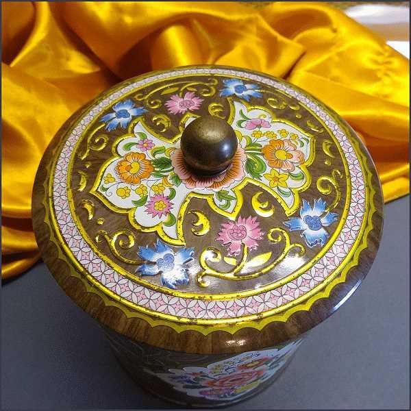 1960s Daher English Vintage Canister Tin Gold Fleur de Lis