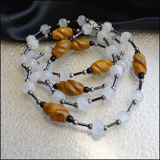 1960s Rare Sterling Agate White Quartz Vintage Necklace