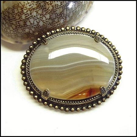 1950s Vintage Big Scottish Agate Brooch 