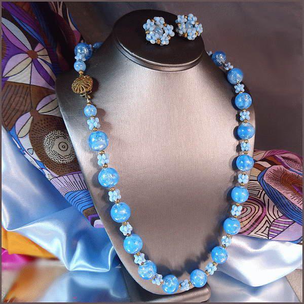 1950s Vintage Flower Necklace w Earrings Blue Crackle Lucite Set