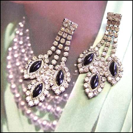 1950s Rhinestone Diamond Chandelier Vintage Pierced Earrings