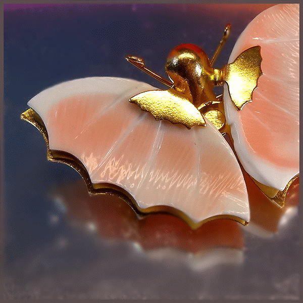 1960s Vintage Butterfly Pin Petite Pink Conch Sea Shell Pendant