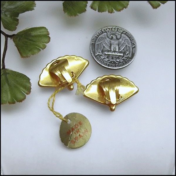 1950s Vintage Gold Earrings 24kt GP Gold Spanish Damascene Fans w Org Card