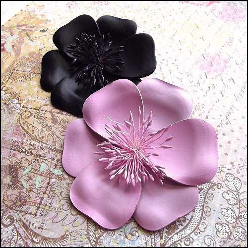 1980s BIG Flower Vintage Brooches Lavender n Purple Leather Pair 