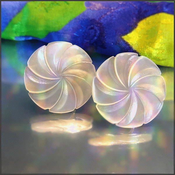 1960s Vintage Earrings Mother of Pearl Pinwheel Flowers