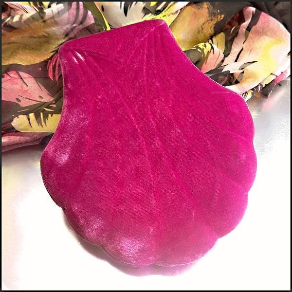 1960s RARE Signed Marvella Hot Pink Velvet VIntage Pearl Necklace Case
