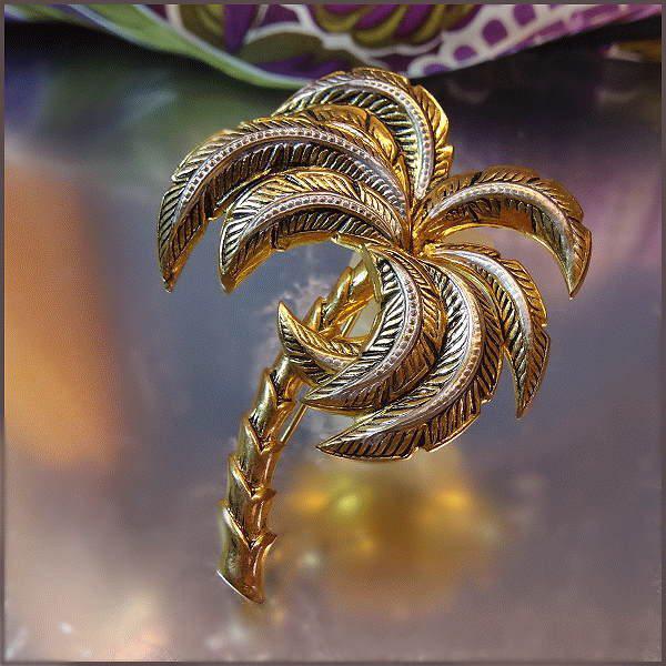 1950s 24kt Gold GP Palm Tree Pin Spanish Damascene