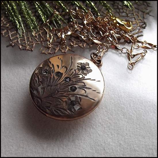 1920s Antique Gold Locket 12kt GF Crystal Flowers 