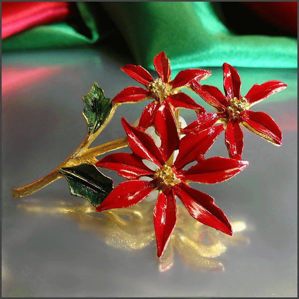 1960s Vintage Christmas Poinsettia Pin Gold w Red Enamel 