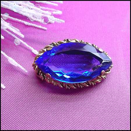 1950s Signed West Germany Sapphire Blue Diamond Glass Pin