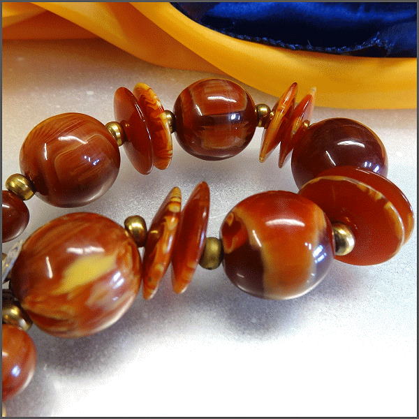 1970s Signed Greece Paprika Lucite Vintage Neckace