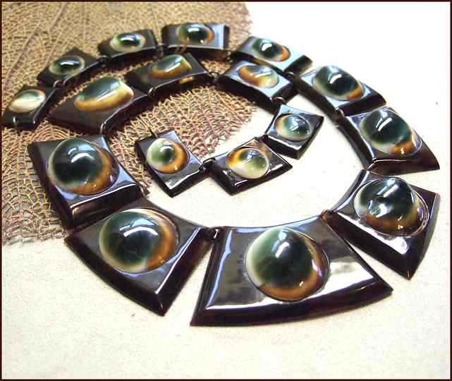 1930s Rare Art Deco Necklace Carved Tortoise Shell w Cats Eyes 