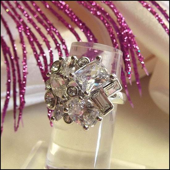 1980s Vintage CZ Diamondesque Big Brilliant Cocktail Ring SZ 7