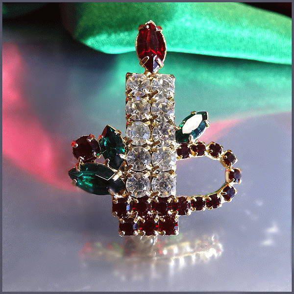 1960s Vintage Christmas Pin Holiday Candle w Red n Green Crystals 