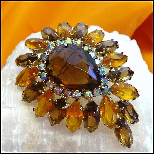 1950s Delizza Elster or Regency Big Topaz Citrine Vintage Glass Brooch