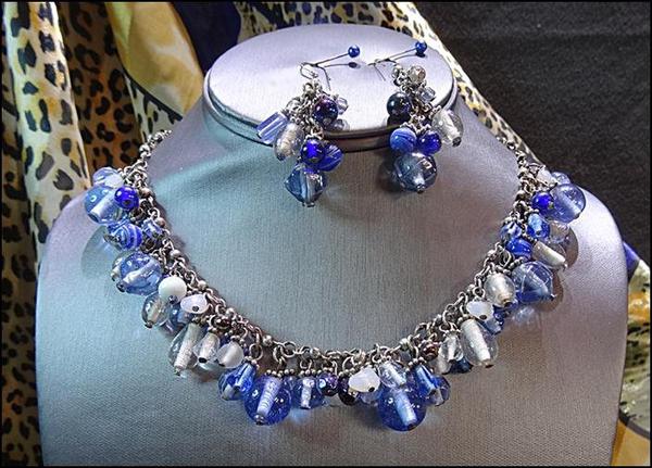 1980s Ocean Blue Beach Glass Vintage Necklace w Earrings Set