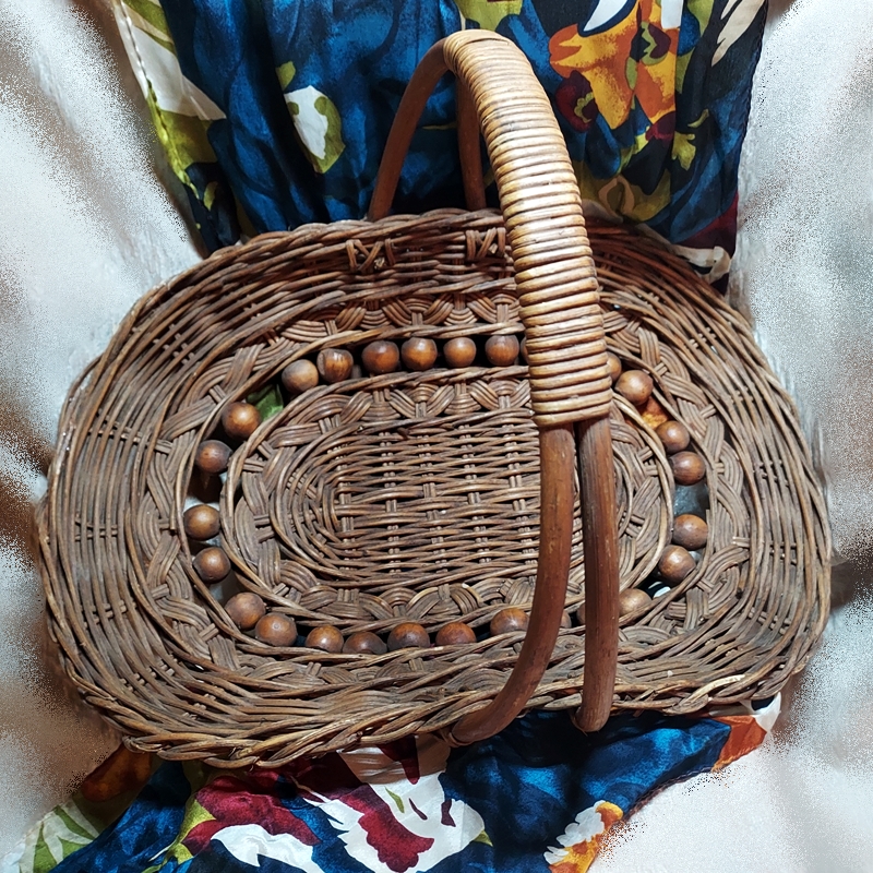 1940s LG Vintage Basket Braided Willow w Carved Beads