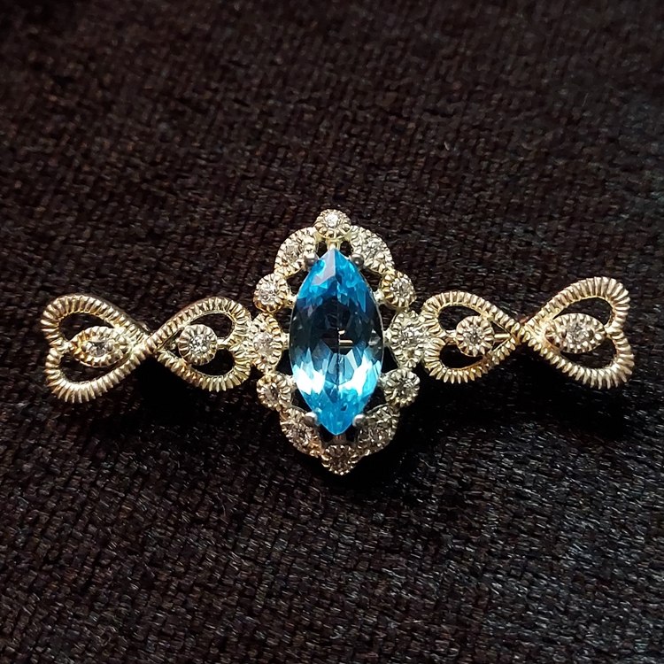 1960s Vintage Heart Pin Aquamarine w Diamonds in Sterling Silver 