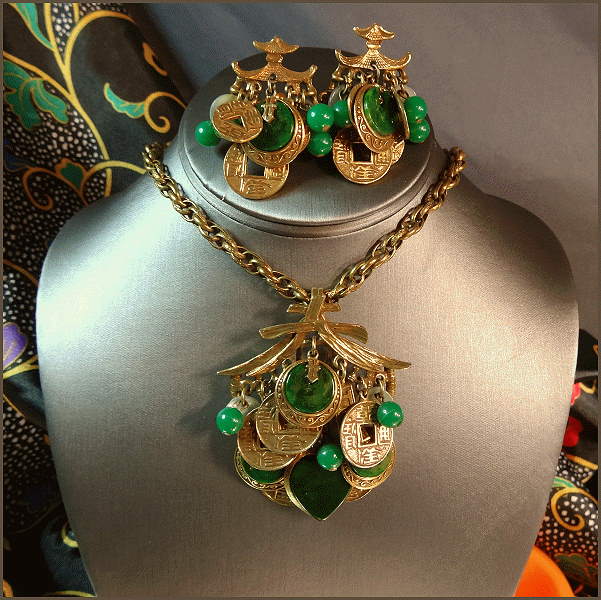 1950s ART Signed Oriental Theme Vintage Necklace w Earrings Set
