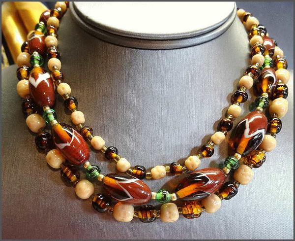 1950s Bohemian Triple Strand Tortoise Glass Vintage Necklace
