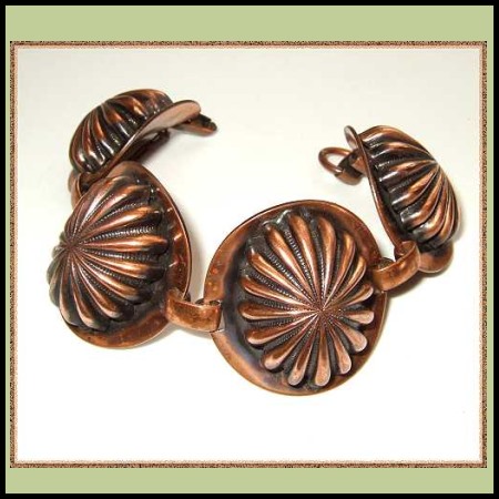 1940s Rare Big Shell Design Vintage German Copper Bracelet