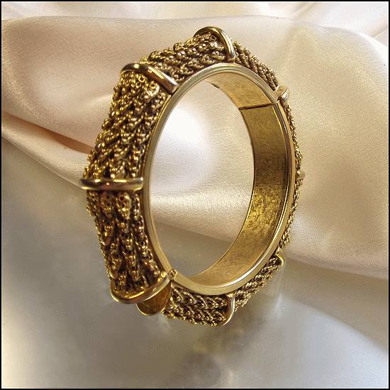 1950s Gold Filigree Leaf and Berry Vintage Bangle Bracelet