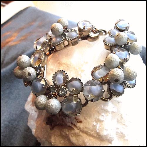 1950s Delizza Elster French Blue Givre Glass Vintage Juliana Bracelet