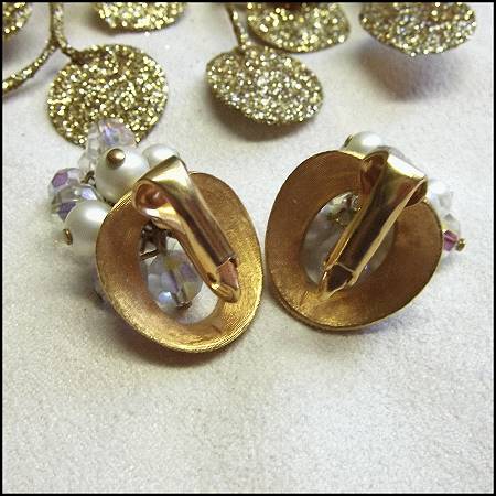 1970s Napier Pearl Crystal Gold Vintage Earrings