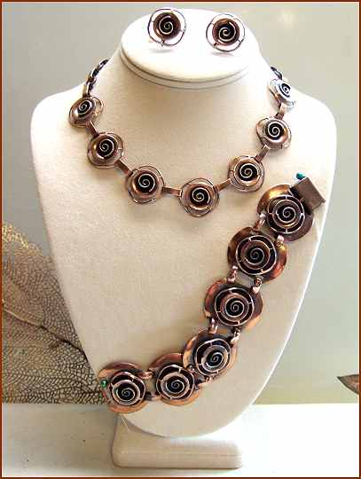 1950s RARE Rose Copper Necklace Bracelet Earrings Vintage Set