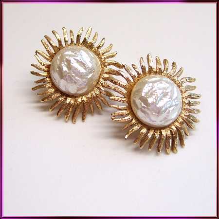 1960s Gold Starburst Pearl Vintage Clip Earrings