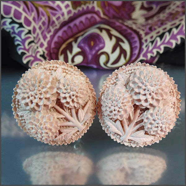 1950s Rare Pink Celluloid Chrysanthemum Vintage Clip Earrings
