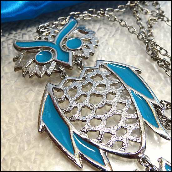 1960s Authentic Vintage Owl Necklace BIG Silver Turquoise Bird 