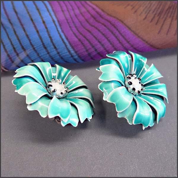 1960s Vintage Clip Earrings Retro Turquoise Blue Flowers 