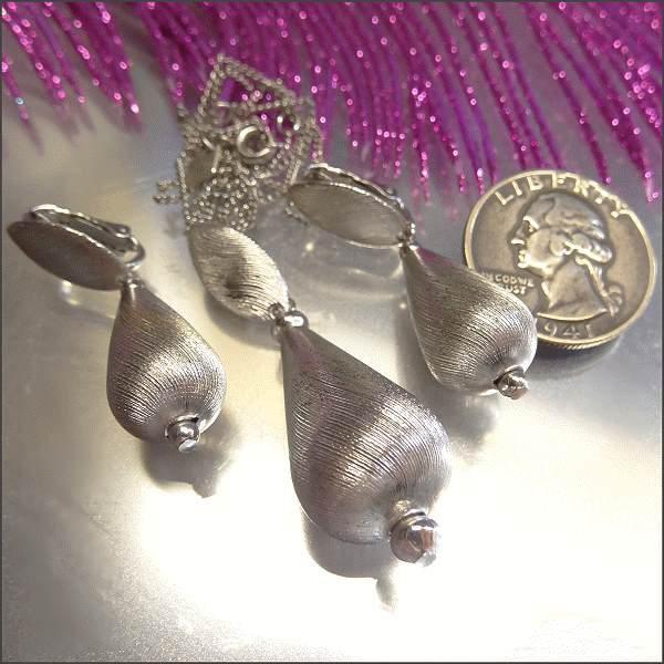 Satin Silver Necklace w Earrings Sarah Coventry Jewelry