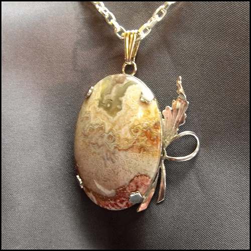 Big Poppy Jasper Agate Vintage Pendant Necklace