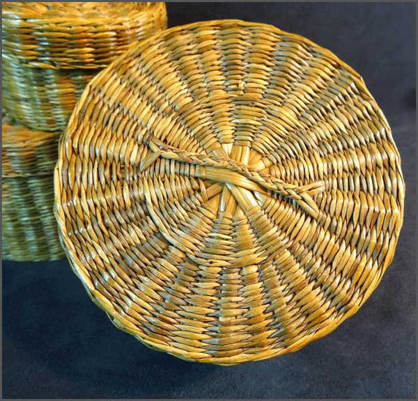 Vintage Nesting Baskets Round Set of 4 Home Decor