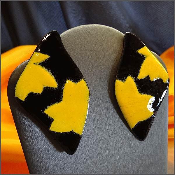 1970s Modernist Solid Copper Enamel Retro Vintage Earrings