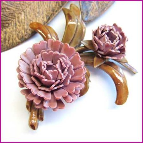 1940s Lavender Celluloid Vintage Flower Brooch
