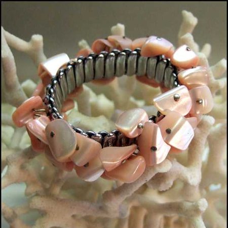 1950s Pink Mother of Pearl Shell Vintage Cuff Bracelet