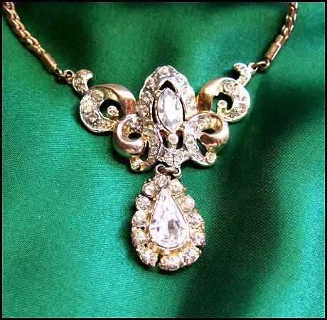 1950s Signed CORO Pegasus Formal Lavaliere Vintage Crystal Necklace