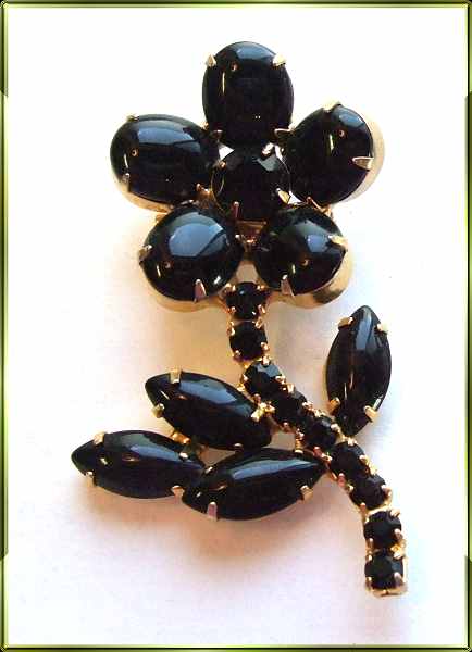 1950s Vintage Black Glass Brooch Bold Flower Pin 