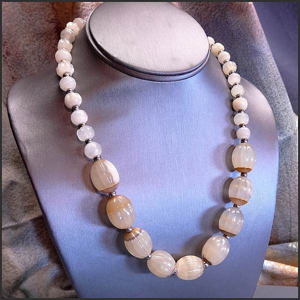 1970s Rare Carved Opalescent Chalcedony Vintage Necklace