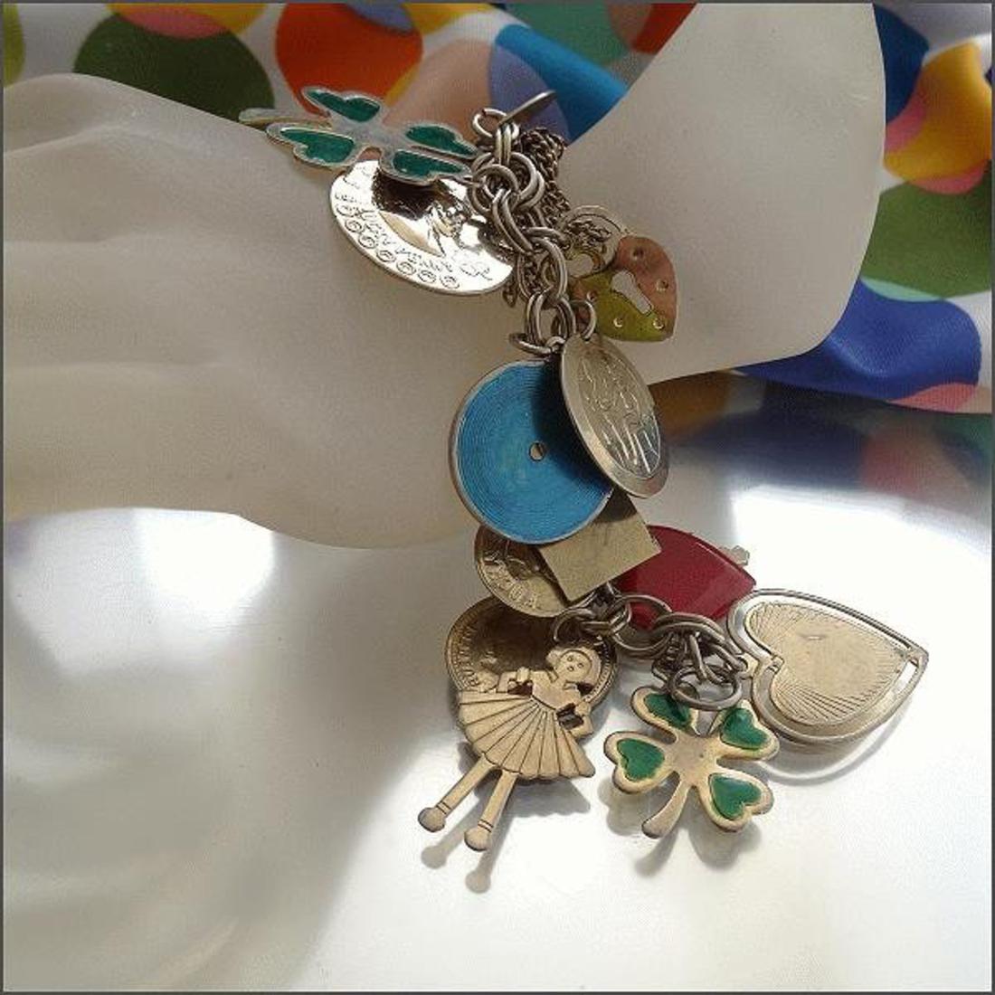 1960s Sweet 16 Vintage Charm Bracelet 25 Lucky Charms