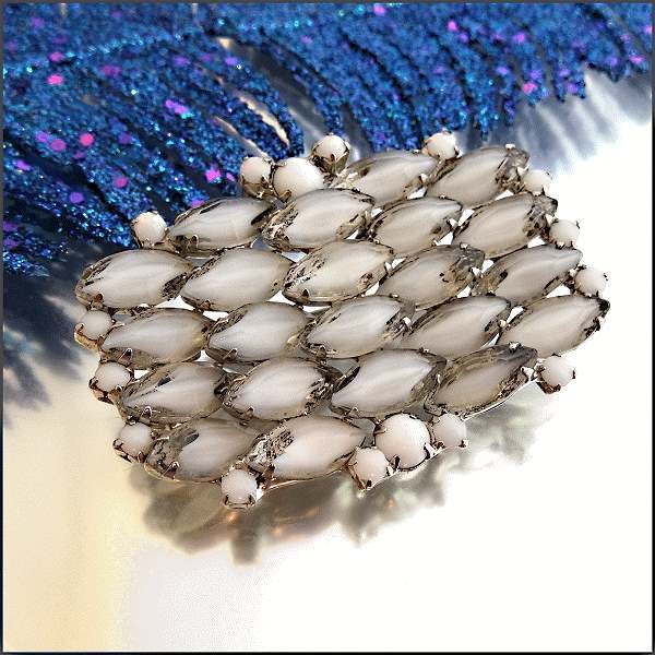1950s Kramer Rare White Ice French Givre Glass Vintage Brooch
