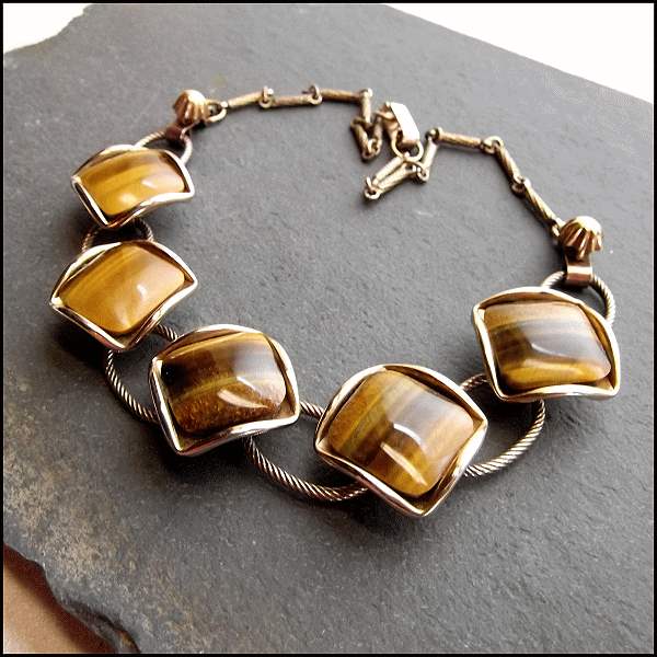 1950s Tigers Eye Gemstone Gold Vintage Necklace