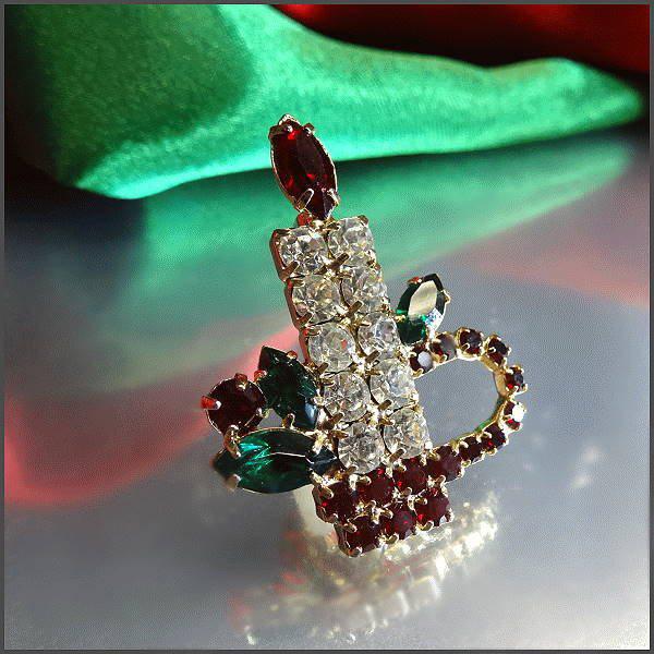 1960s Vintage Christmas Pin Holiday Candle w Red n Green Crystals 