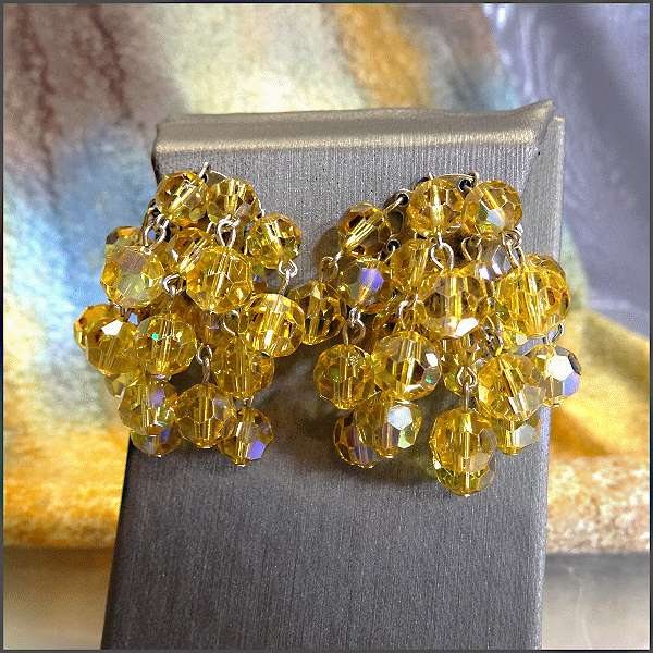 1950s Brilliant Citrine Crystal Clusters Vintage Clip Earrings