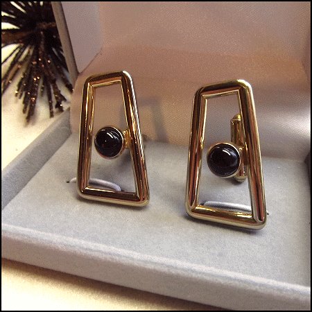 1950s Speidel Signed Red Glass Gold Geometric Vintage Cufflinks