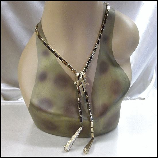 1950s Ladies Bolo Style Vintage Gold Tassel Necklace